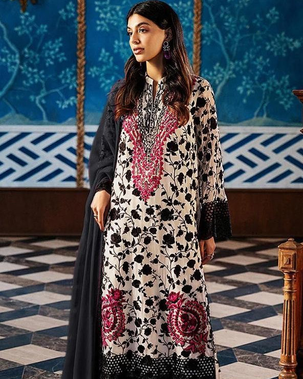 Zainab Chottani – 3PC Lawn Suit with Embroidered Patches – Design 02